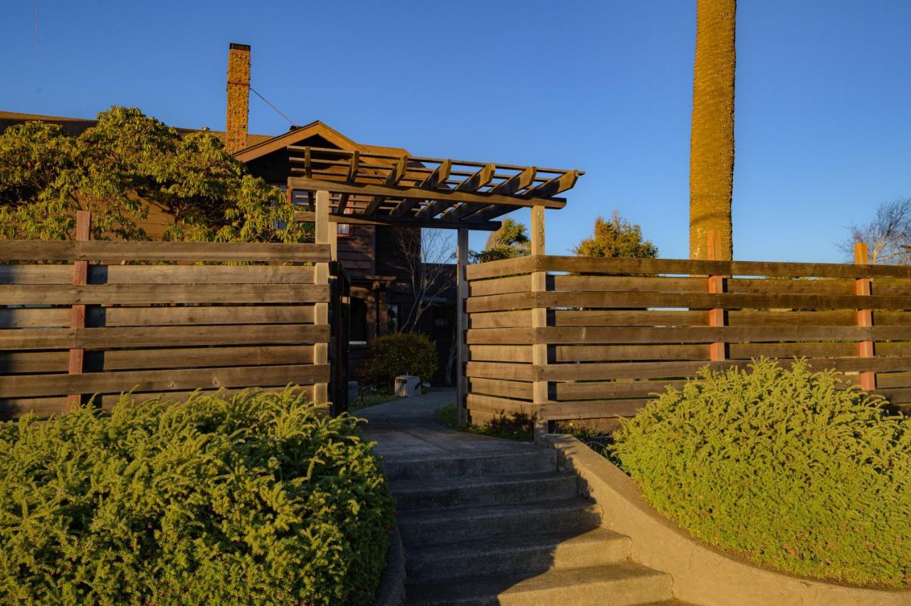 The Captains Quarters Fort Bragg Kültér fotó